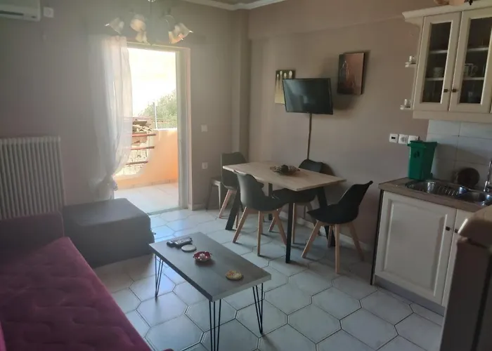 Monemvasia Lazarus Beach Apartment