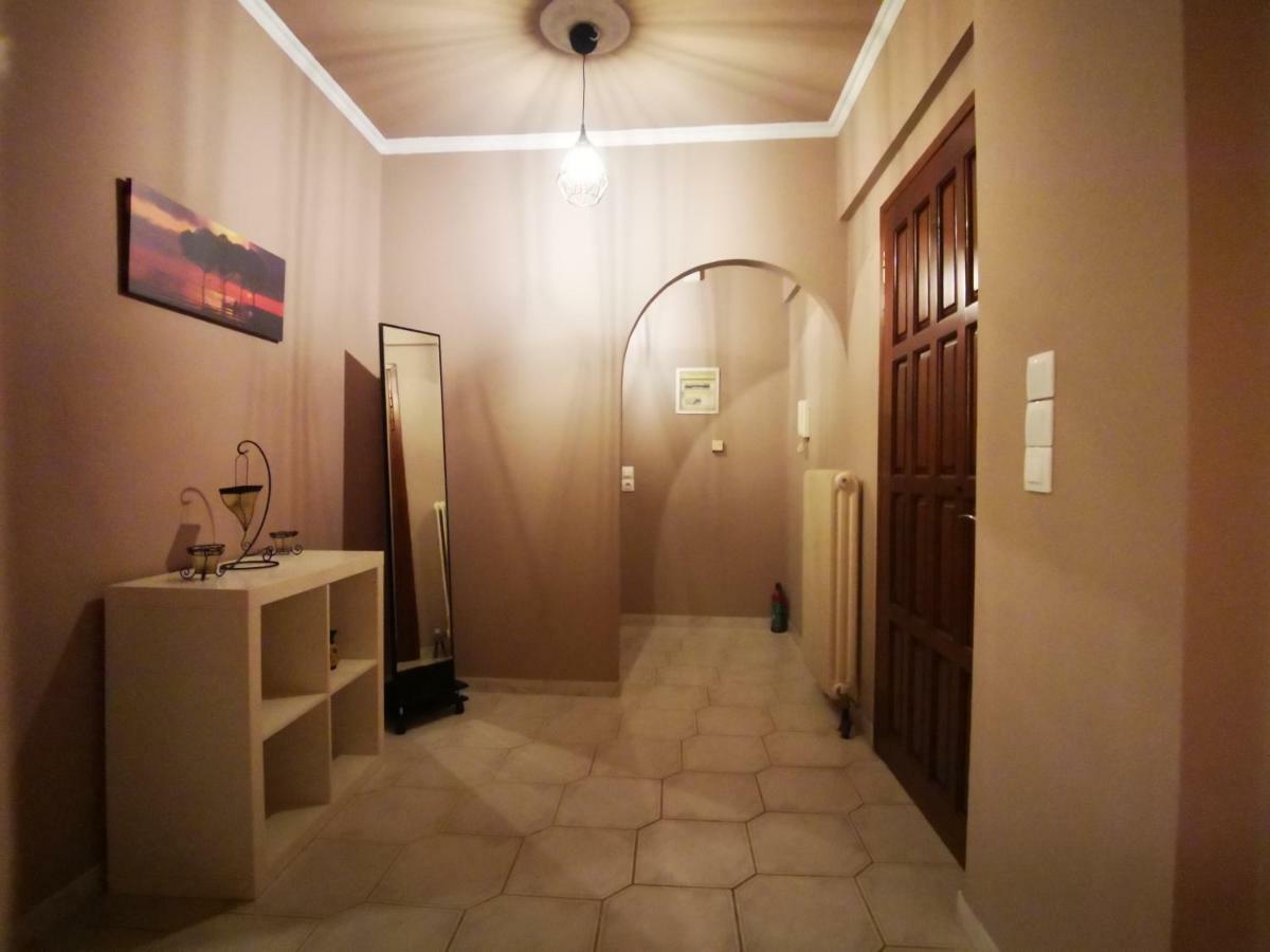 Lazarus Apartment *
